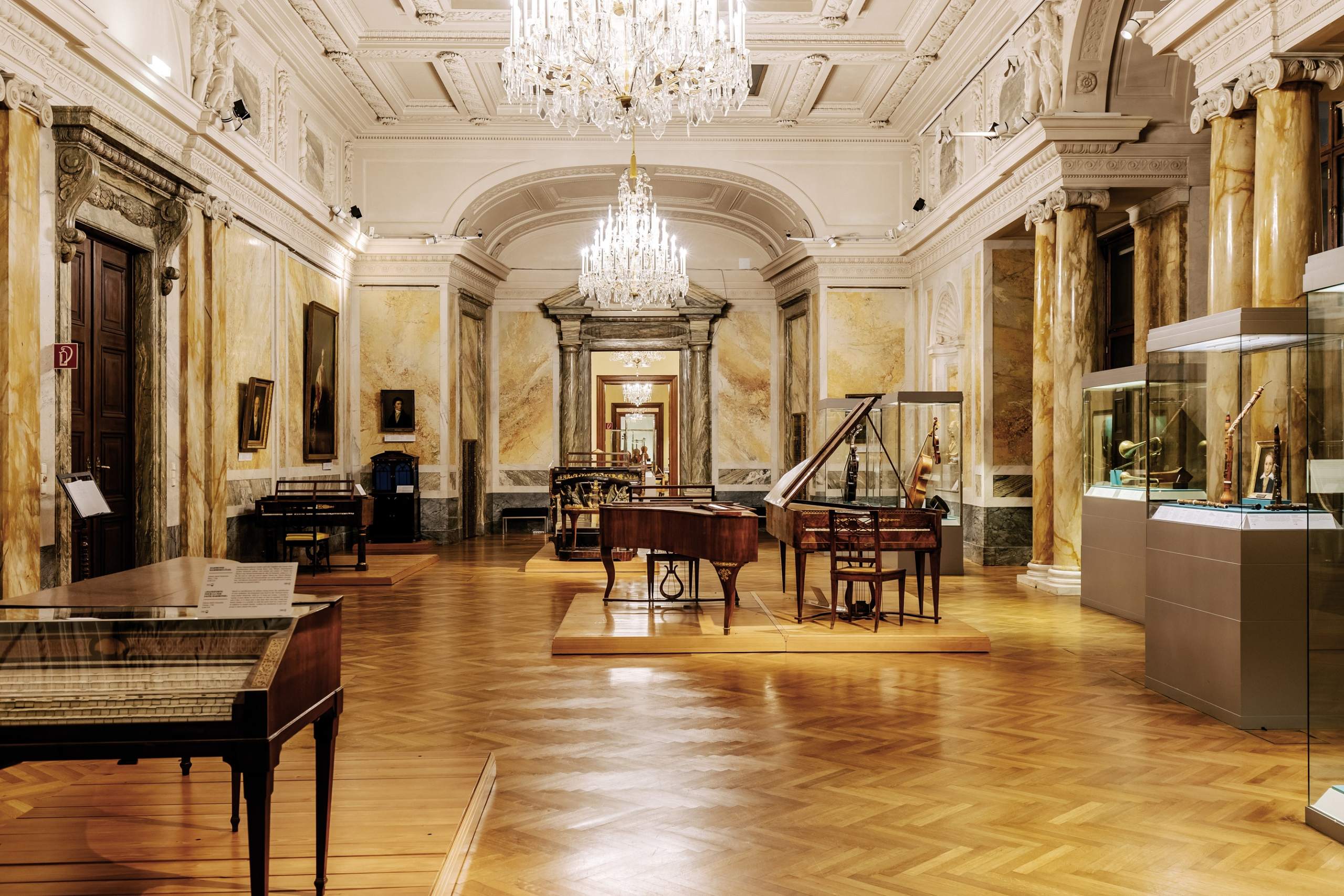 Kunsthistorisches-Museum-Sammlung-alter-Musikinstrumente-WienTourismusPaul-Bauer-1-klein-scaled