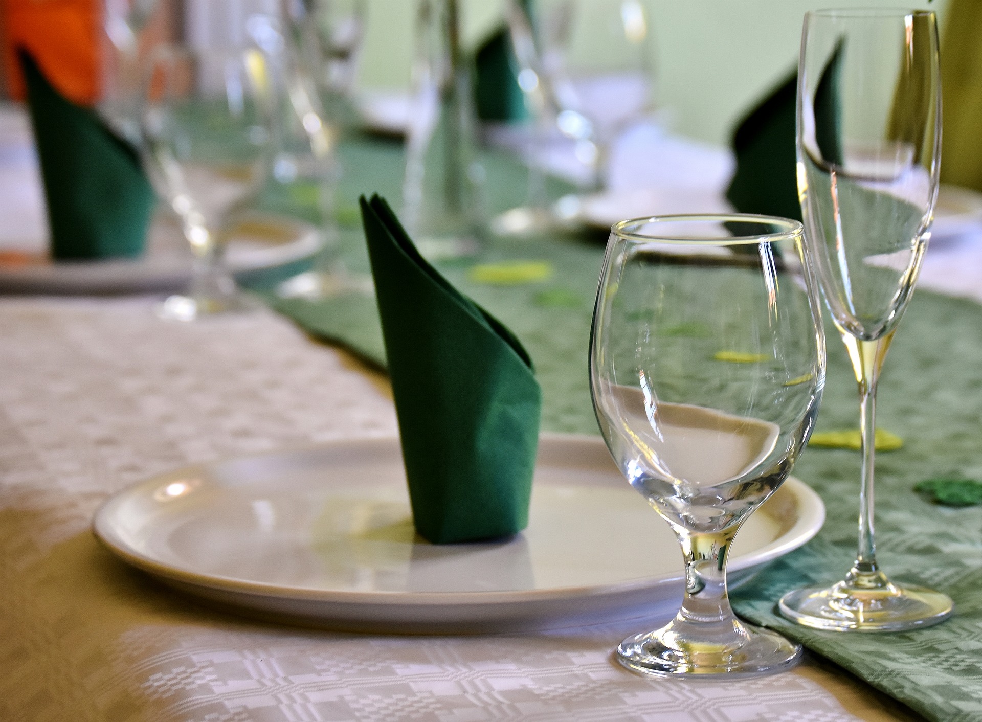 gedeckter-Tisch-1