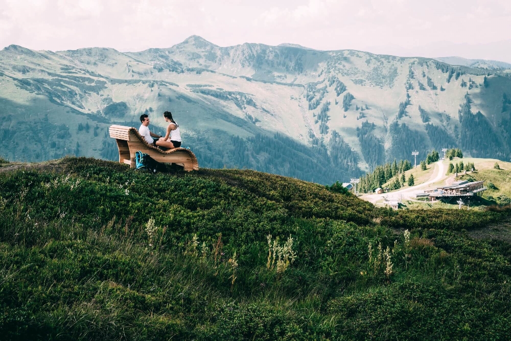 Bild: Riesneralm mit Bergpanorama