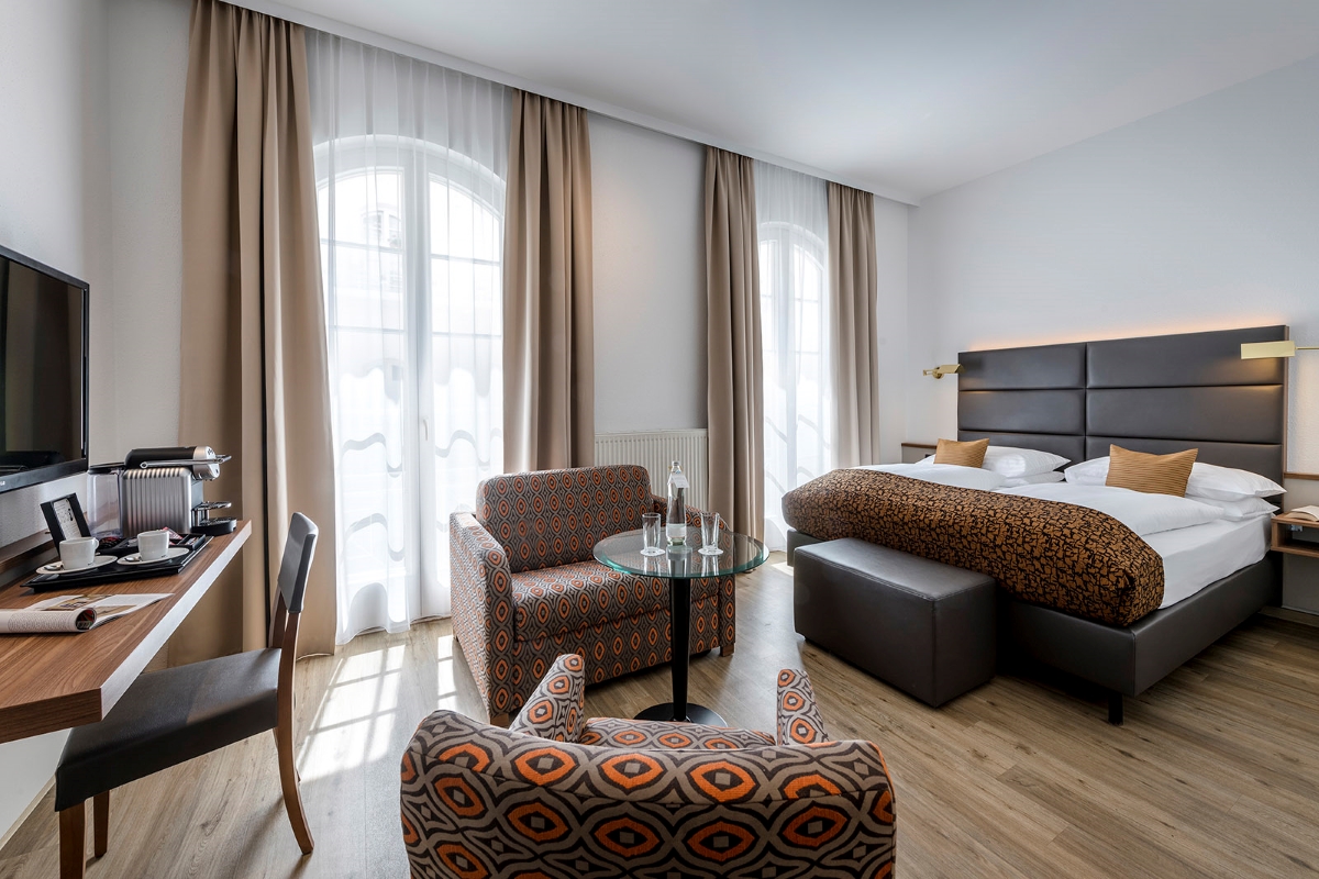 Camera Deluxe web Immagine: camera Deluxe dell'IMLAUER Hotel Nestroy Vienna