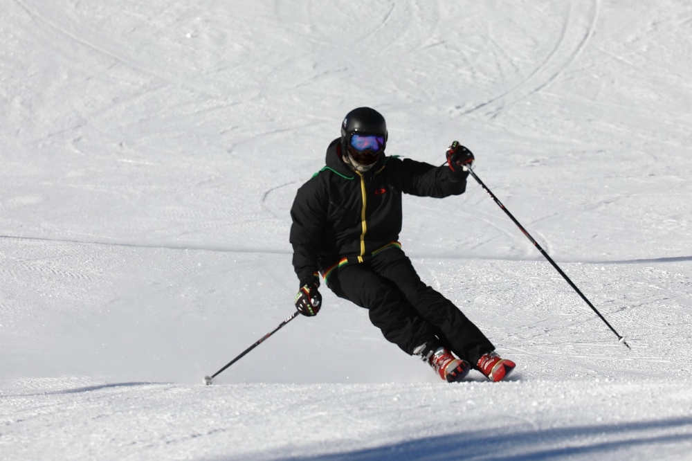ski-2098124_1280 web Bild: Skifahrer*in auf der Piste