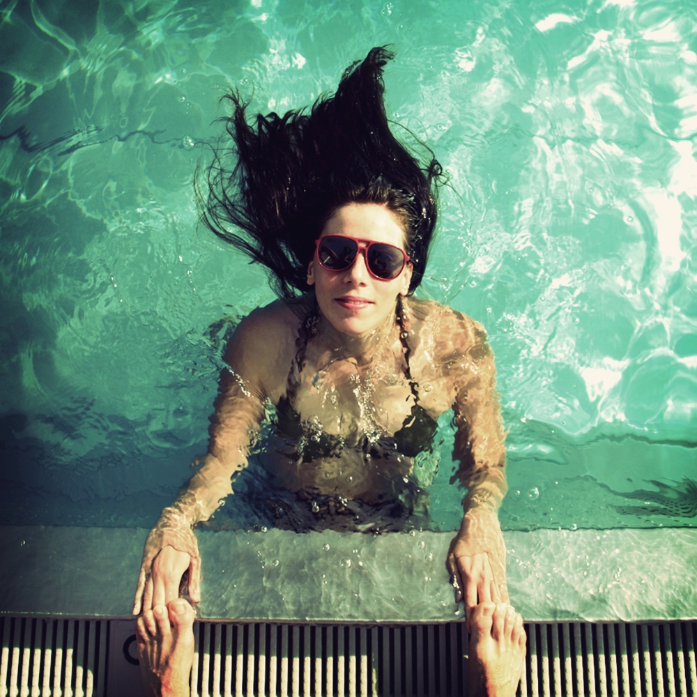 Bild: Marlies Plank im Pool