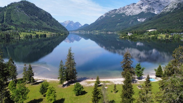 Bild: Panoramablick über den Grundlsee